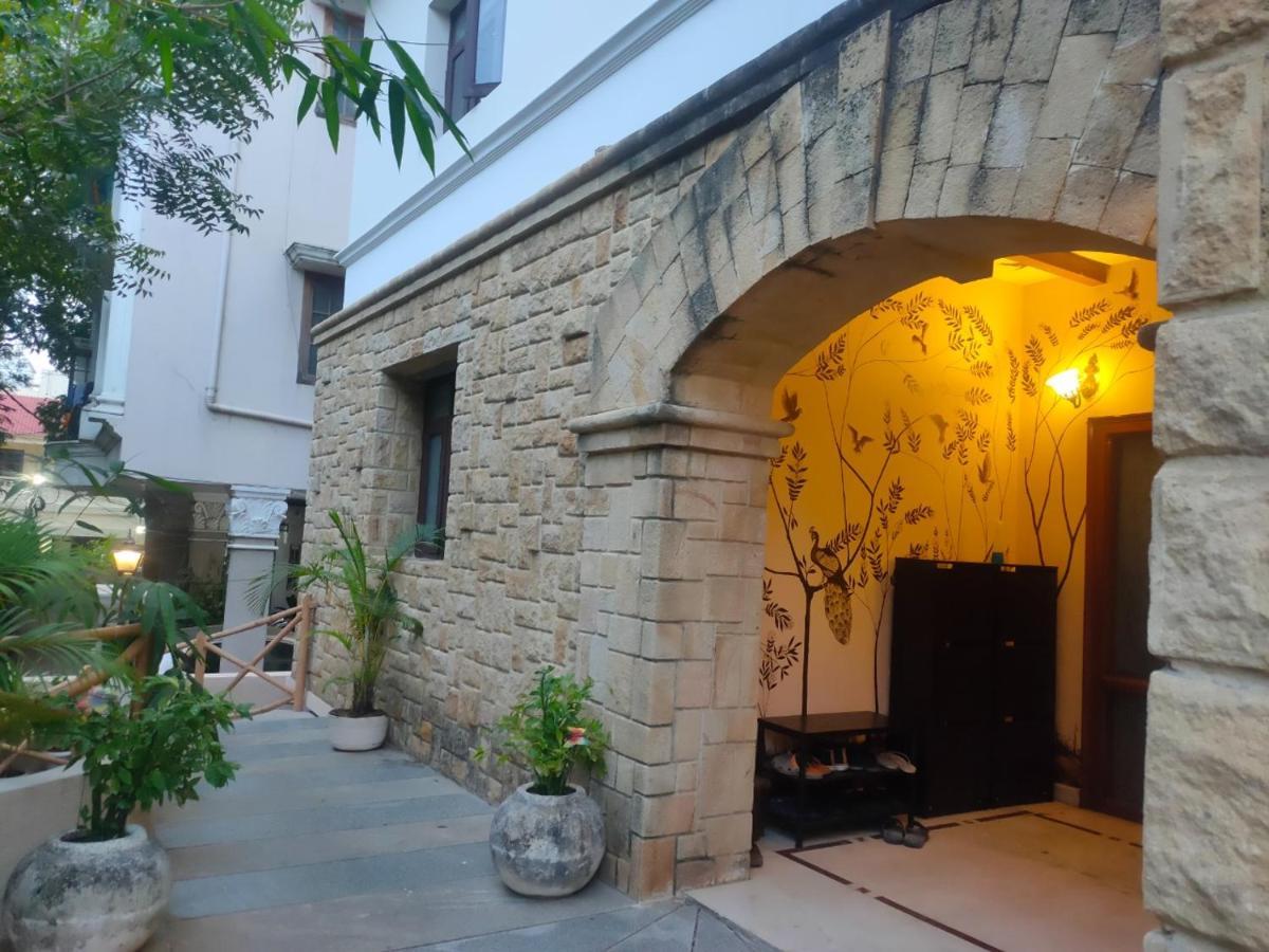 Nomads Nest Hostel Hyderabad Exterior photo