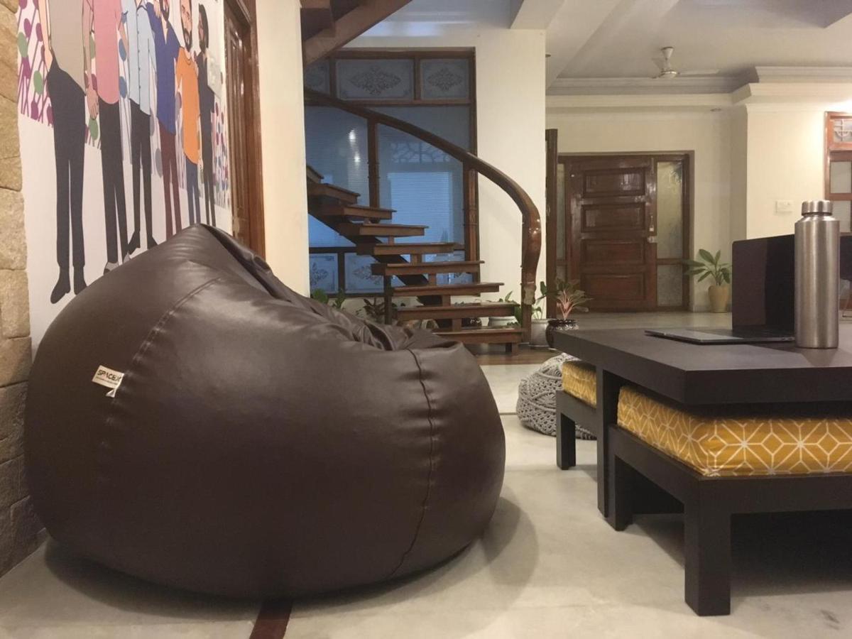 Nomads Nest Hostel Hyderabad Exterior photo